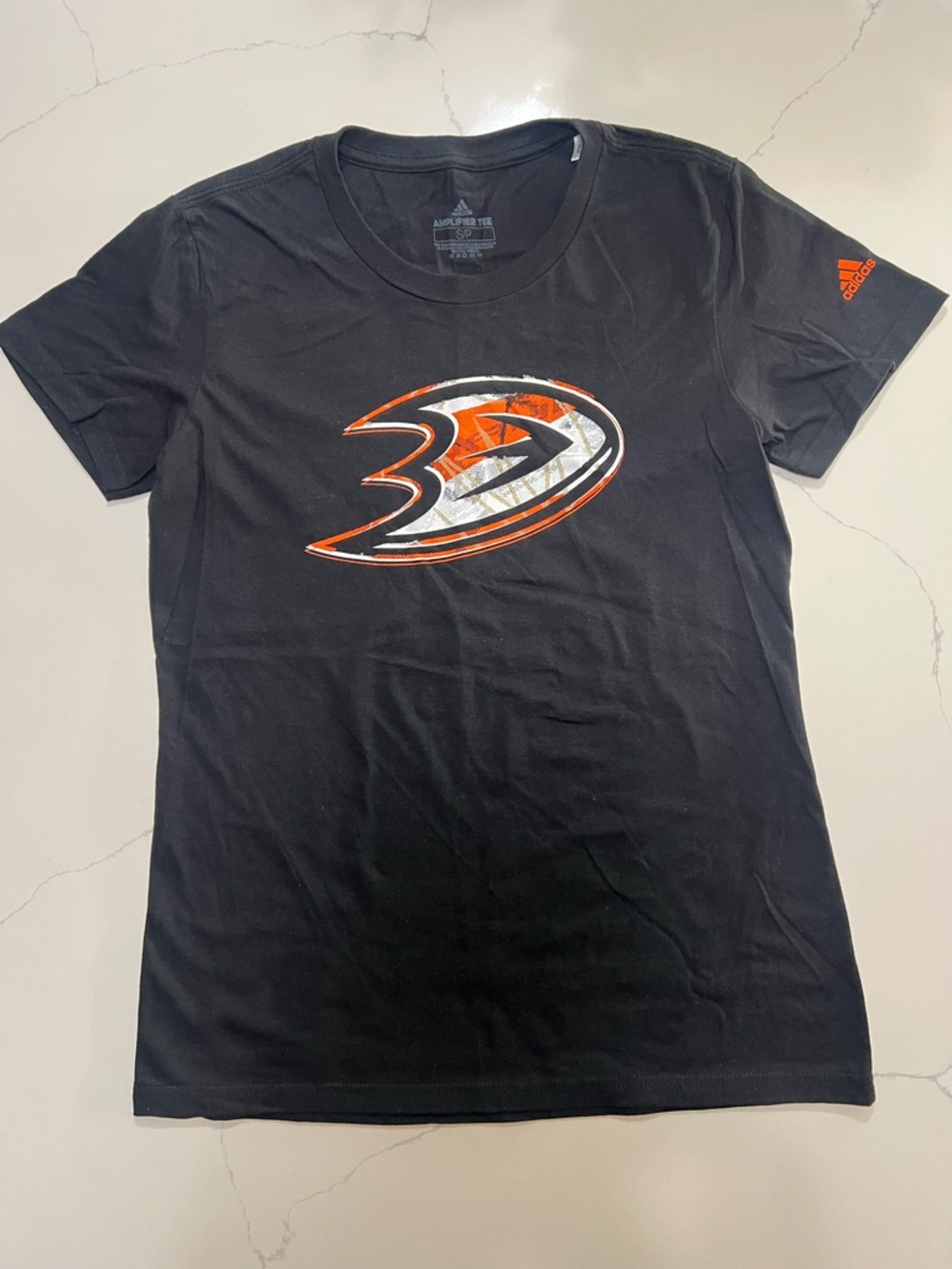 Anaheim Ducks Women’s Shirt Top Small Black Adidas NHL Hockey